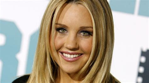 The Dramatic Transformation Of Amanda Bynes From。